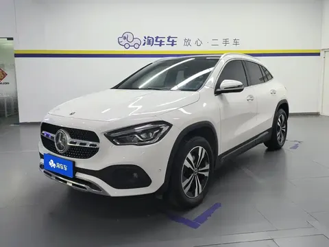 2020 Mercedes-Benz GLA 200