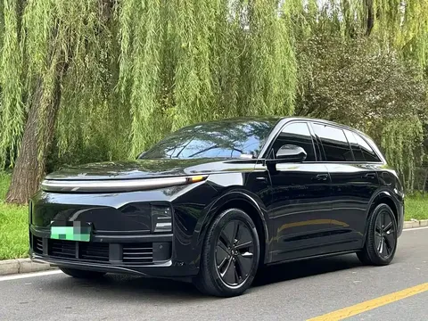 2024 Li Auto L7 Pro