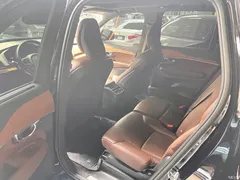 2023 Volvo XC90 B5 Zhixing Luxury 7-seater, чёрный — фото 11