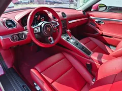 2022 Porsche 718 Boxster 2.0T — фото 8