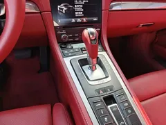 2022 Porsche 718 Boxster 2.0T — фото 11