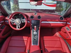 2022 Porsche 718 Boxster 2.0T — фото 22