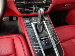 2021 Porsche Macan 2.0T, белый — фото 11