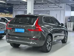 2023 Volvo XC60 4WD Luxury — фото 11