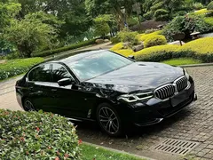 2022 BMW 5 Series 5 525Li M, чёрный — фото 3