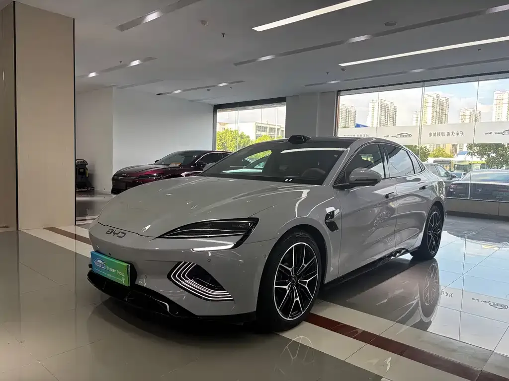 2025 BYD Seal 650 Smart Driving