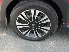 2022 Toyota Yaris L Zhixuan X 1.5L CVT PLUS — фото 6