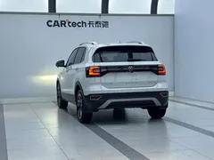 2021 Volkswagen Tacqua 200TSI DSG, белый — фото 5