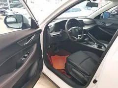 2021 Changan CS35 PLUS 1.4T DCT Luxury, белый — фото 12