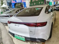 2026 BYD Qin L DM-i 128KM, белый — фото 7
