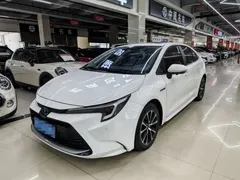 2023 Toyota Levin Smart Hybrid 1.8L Luxury, белый — фото 1