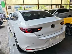 2021 Mazda 3 2.0L AT, белый — фото 5