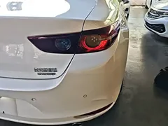2021 Mazda 3 2.0L AT, белый — фото 8