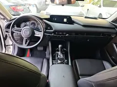 2021 Mazda 3 2.0L AT, белый — фото 10