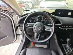 2021 Mazda 3 2.0L AT, белый — фото 11