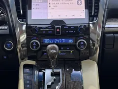 2021 Toyota Vellfire Hybrid 2.5L HV Premium, белый — фото 12
