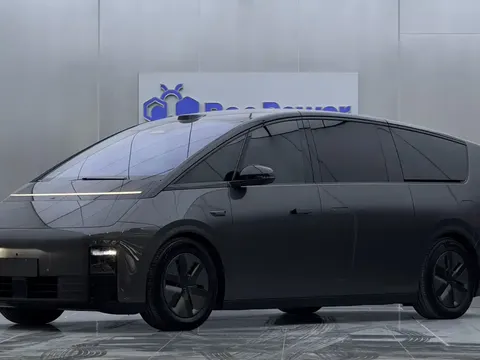 2025 Li Auto MEGA Home
