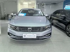 2020 Volkswagen Magotan 330TSI DSG Luxury — фото 2