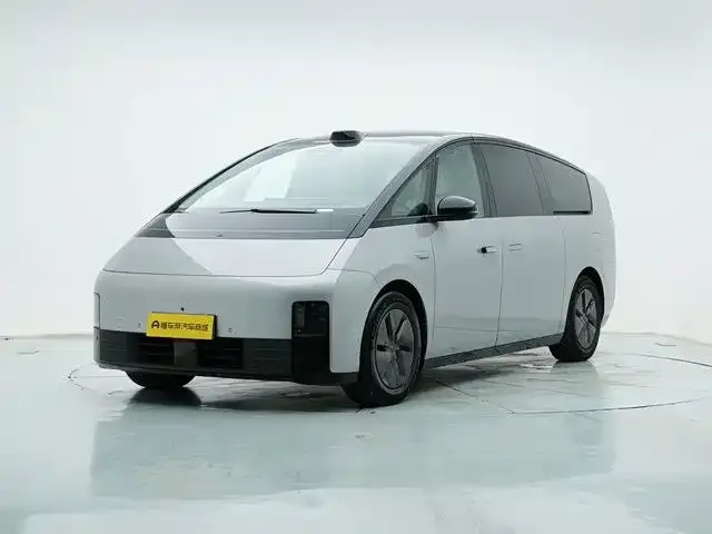 2024 Li Auto MEGA Ultra