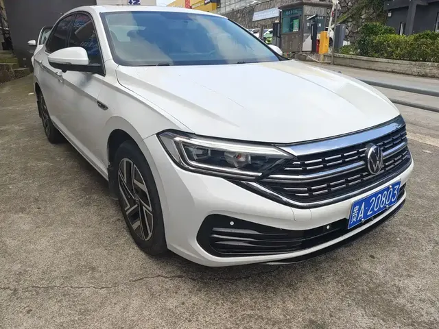 2023 Volkswagen Sagitar 280TSI DSG