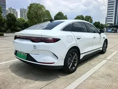 2025 BYD Qin L EV L EV 470KM, белый — фото 15