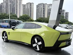 2025 Xpeng P7 750 4WD Ultra — фото 7