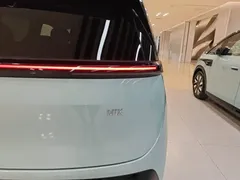 2025 Zeekr Mix Smart Driving, синий — фото 8