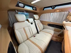 2022 Mercedes-Benz V-Class V 260 L Long Wheelbase Luxury, чёрный — фото 10