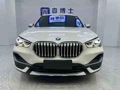 2022 BMW X1 Premium, белый — фото 2