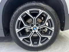 2022 BMW X1 Premium, белый — фото 20
