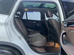 2022 BMW X1 Premium, белый — фото 21