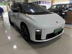 2025 Li Auto i8 Standard, белый — фото 3