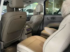 2025 Li Auto i8 Standard, белый — фото 6