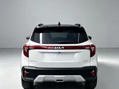 2023 Kia Seltos 1.5L CVT Luxury, белый — фото 8