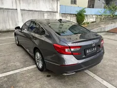 2018 Honda Accord 260TURBO Elite V — фото 7