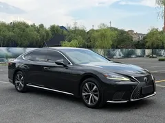 2020 Lexus LS 500h VI, чёрный — фото 3