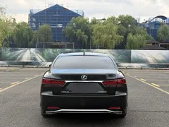2020 Lexus LS 500h VI, чёрный — фото 6