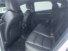 2023 Geely Preface 1.5TD, белый — фото 6