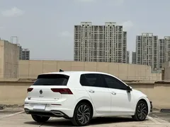 2021 Volkswagen Golf 280TSI DSG Pro, белый — фото 4