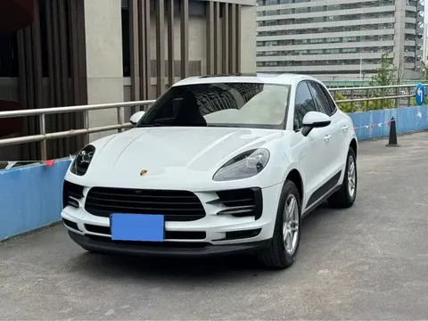 2021 Porsche Macan 2.0T