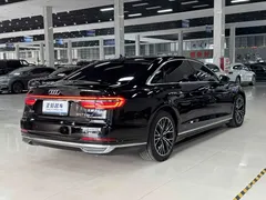2022 Audi A8L 50 TFSI quattro, чёрный — фото 17