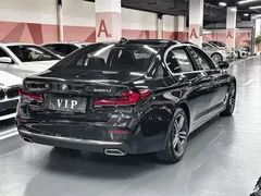 2021 BMW 5 Series 5 530Li, чёрный — фото 9