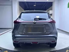 2022 Nissan Kicks 1.5L CVT XL Fashion — фото 5