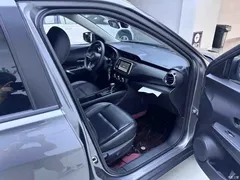 2022 Nissan Kicks 1.5L CVT XL Fashion — фото 10