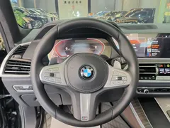 2022 BMW X5 40Li M, чёрный — фото 14