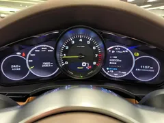 2021 Porsche Cayenne E-Hybrid 2.0T PHEV — фото 8