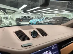 2021 Porsche Cayenne E-Hybrid 2.0T PHEV — фото 10