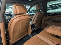 2021 Porsche Cayenne E-Hybrid 2.0T PHEV — фото 15