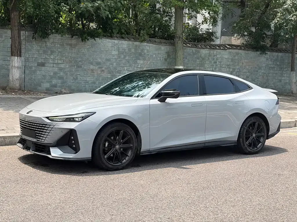 2023 Changan UNI-V 1.5T
