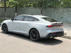 2023 Changan UNI-V 1.5T — фото 3